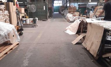 Nave industrial en venta en La Tablada.