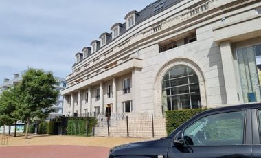 Venta  Cochera en  Chateau del Portal