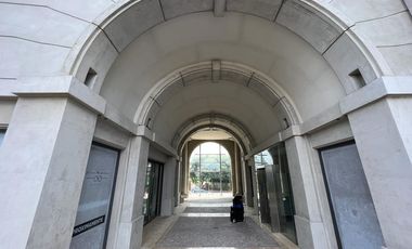 Venta  Cochera en  Chateau del Portal