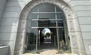 Venta  Cochera en  Chateau del Portal