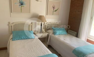 Casa en Carilo