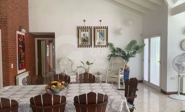 Casa en Carilo