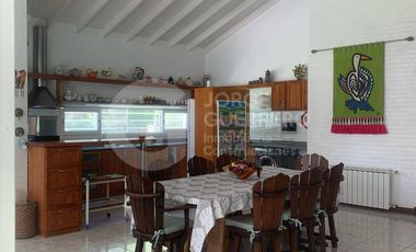 Casa en Carilo