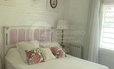 Casa en Carilo