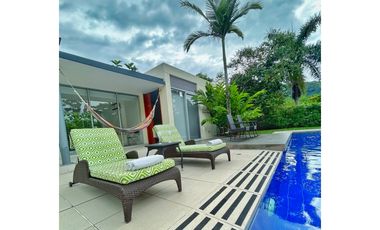 Maat Vende Casa  en Condominio-Villeta 1.590m2 $1.500Millones