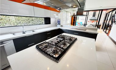 VIVE EL ENCANTO: CASA DE LUJO EN HATO GRANDE SOPÓ