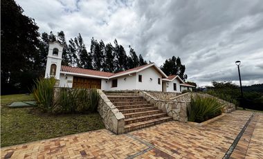 VIVE EL ENCANTO: CASA DE LUJO EN HATO GRANDE SOPÓ