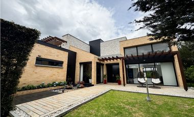 VIVE EL ENCANTO: CASA DE LUJO EN HATO GRANDE SOPÓ