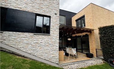 VIVE EL ENCANTO: CASA DE LUJO EN HATO GRANDE SOPÓ