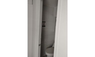 OFICINA 216 M2 EN ARRIENDO, SECTOR FINANCIERO Y COMERCIAL