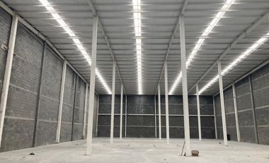 Bodega Industrial en Santa Catarina