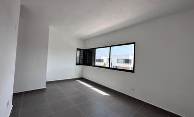 Casa nueva en privada al norte de Mérida