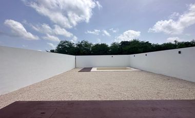 Casa nueva en privada al norte de Mérida