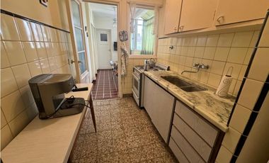 Departamento de 3 ambientes mas dep. servicio de 78 m2 U$S 115.000