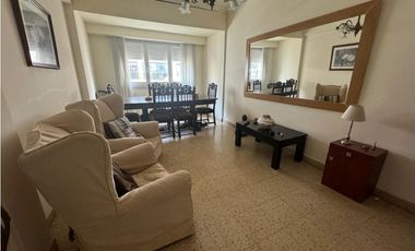 Departamento de 3 ambientes mas dep. servicio de 78 m2 U$S 115.000