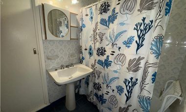 Departamento de 3 ambientes mas dep. servicio de 78 m2 U$S 115.000