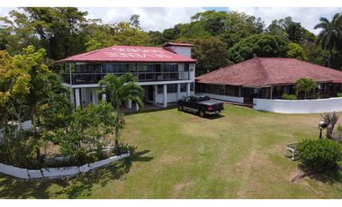 se vende casa de montaña en Sabanitas