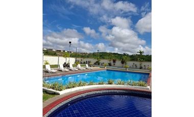 SE VENDE HERMOSA CASA EN PH VISTAS DEL LAGO
