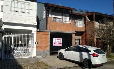 Casa en venta en Ramos Mejia Sur
