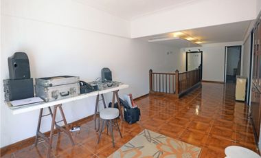 VENTA CASA 4 AMBIENTES COCHERA DON BOSCO QUILMES