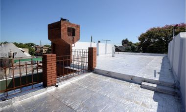 VENTA CASA 4 AMBIENTES COCHERA DON BOSCO QUILMES