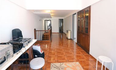 VENTA CASA 4 AMBIENTES COCHERA DON BOSCO QUILMES