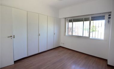 VENTA CASA 4 AMBIENTES COCHERA DON BOSCO QUILMES