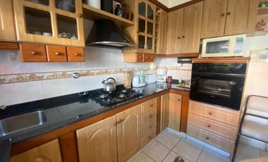 VENTA CASA WILDE 3 AMBIENTES + COCHERAS