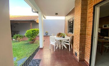 VENTA CASA WILDE 3 AMBIENTES + COCHERAS