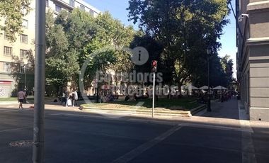 Terreno Construccion  en Venta en Metro La Moneda