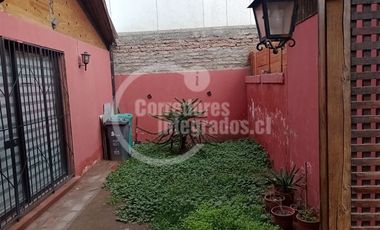 Casa en Venta en Alfredo Mackenney