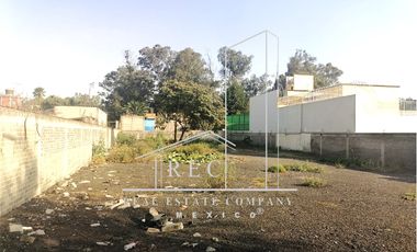 Terreno plano, regular y bardeado en venta - A 100 mts de División del Norte