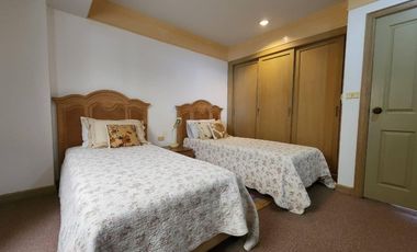 Beachfront condo in Cha-am at Springfield Beach Condominium