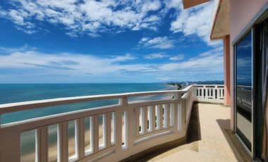 Beachfront condo in Cha-am at Springfield Beach Condominium