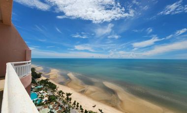 Beachfront condo in Cha-am at Springfield Beach Condominium