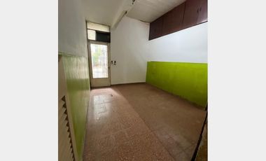 Casa  en Venta Ciudadela / 3 de Febrero (A120 3672)