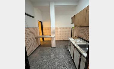 Casa  en Venta Ciudadela / 3 de Febrero (A120 3672)