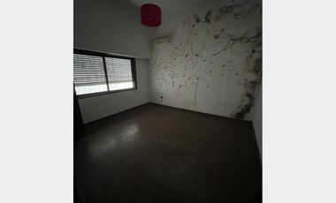 Casa  en Venta Ciudadela / 3 de Febrero (A120 3672)