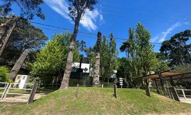 Complejo de Viviendas - 3 Casas - 700Mts2 - Mar Azul