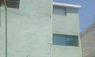 CASA EN VENTA ZINACANTEPEC...