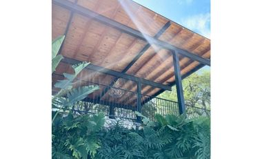 VENTA DE TERRENO RESIDENCIAL  EN FRACCIONAMIENTO EXCLUSIVO , EL PALMAR COUNTRY CLUB  EN AMECA JALISCO