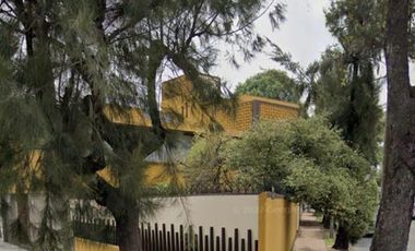Casa en venta, Hacienda de Echegaray esquina