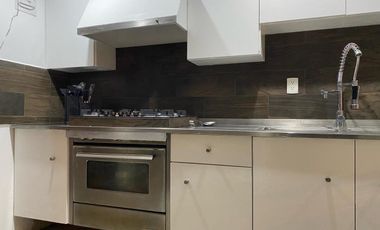 Casa en venta, Hacienda de Echegaray esquina