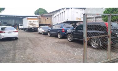 Alquilo terreno en las acacias 800m2