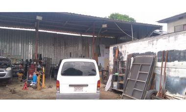 Alquilo terreno en las acacias 800m2