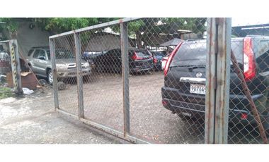 Alquilo terreno en las acacias 800m2