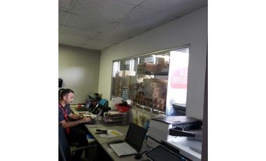 Alquilo galera en llano bonito