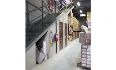 Alquilo galera en llano bonito