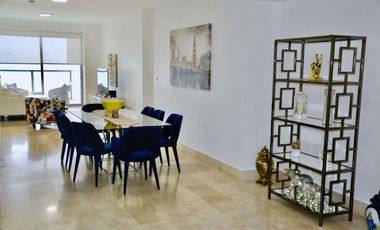 Alquilo apartamento en avenida balboa finamente amoblado vista al mar