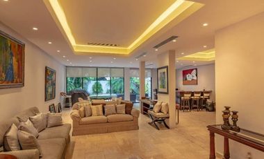 Alquilo hermoso Duplex en Obarrio para uso residencial o comercial